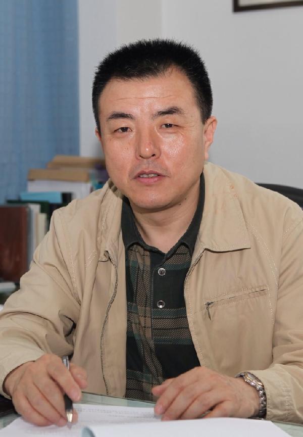 徐寄鸿
