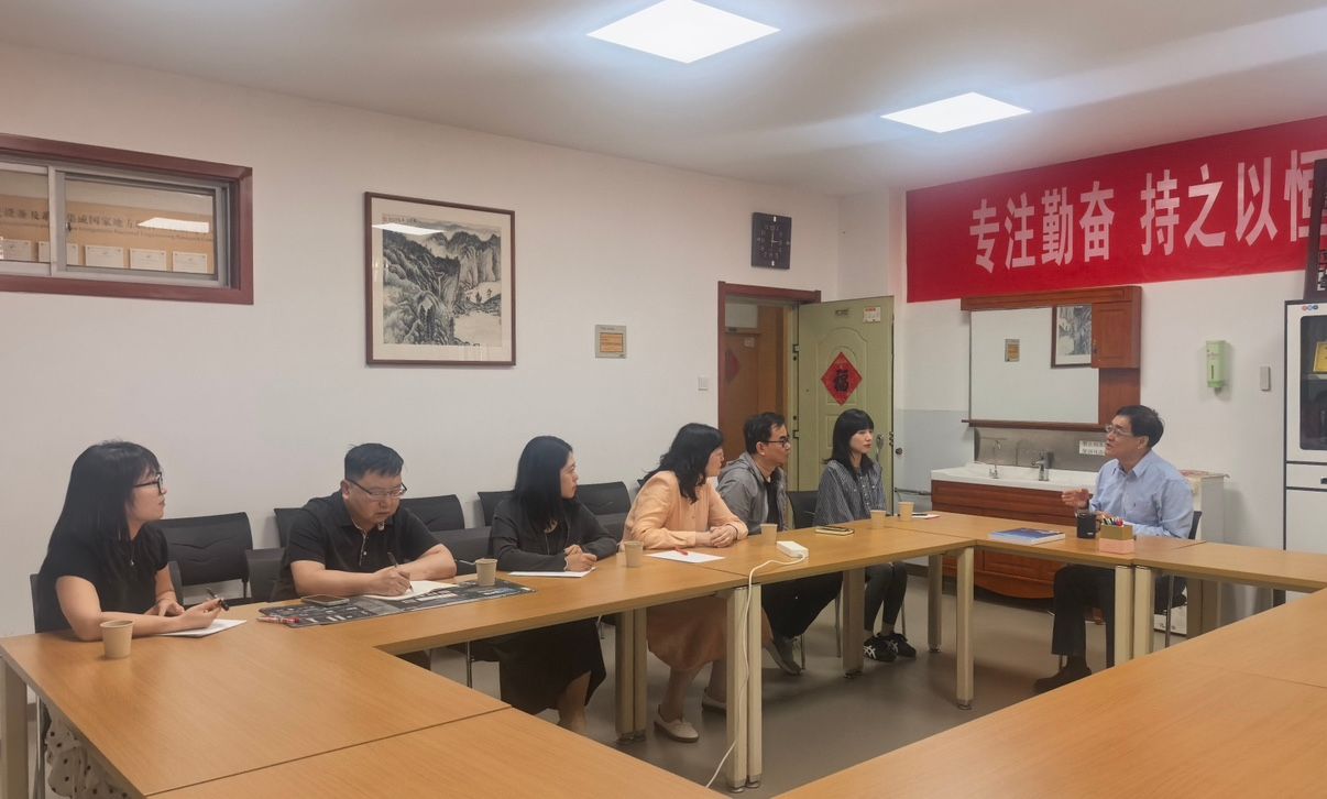 智能制造学院自动化系特邀刘丁教授指导人才培养方案修订工作